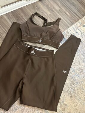 ALO Yoga Dark Brown High-Waist Legging and Bra Set